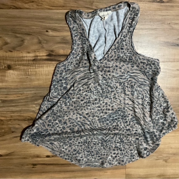 White Crow Cheetah Print Top - Picture 3 of 3